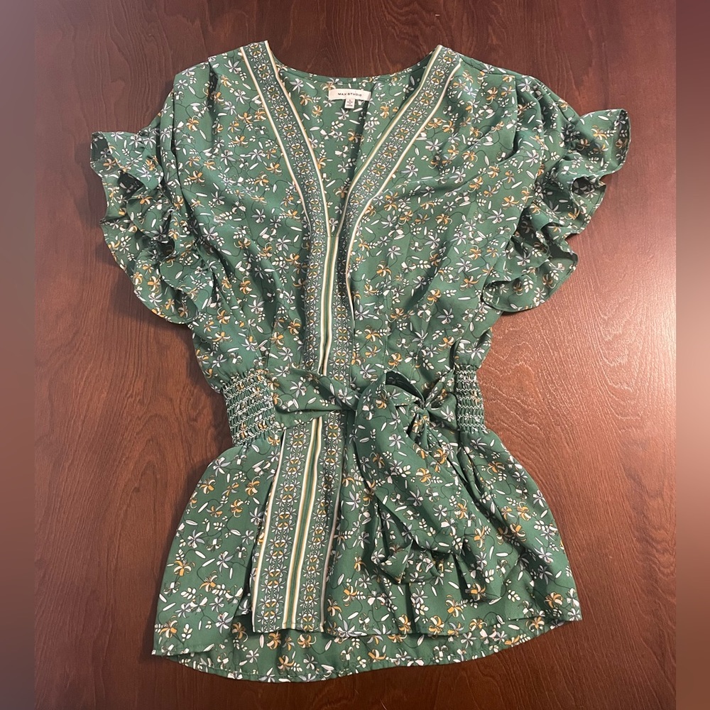 Max studio, size large, green floral shirt